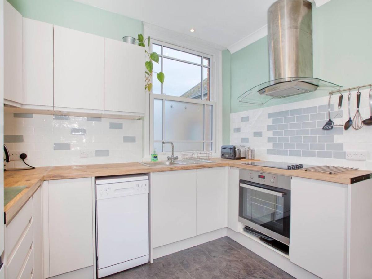 Lovely 2-Bed Apartment Colyton, Nr. Jurassic Coast Kültér fotó